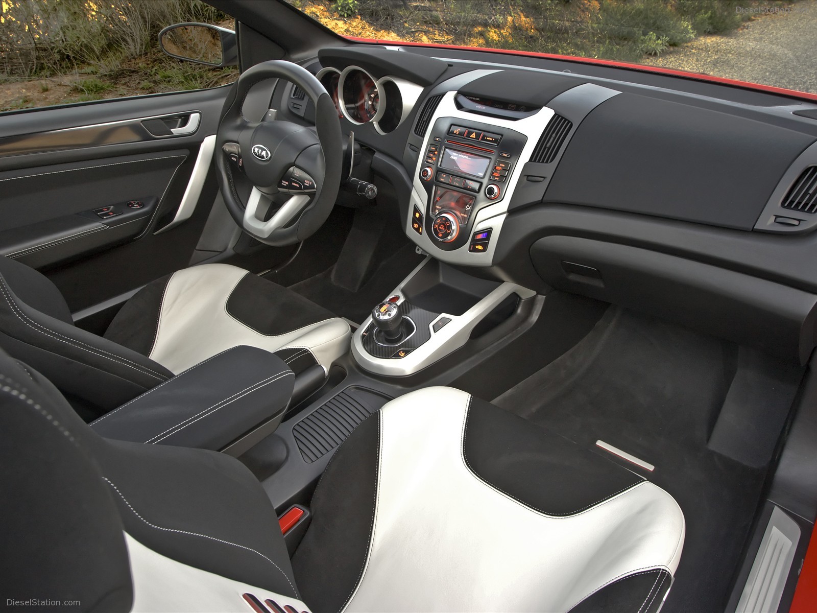 KIA KOUP CONCEPT 