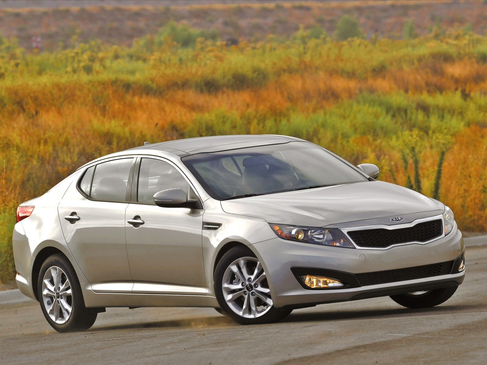 Kia Optima Hybrid 2011