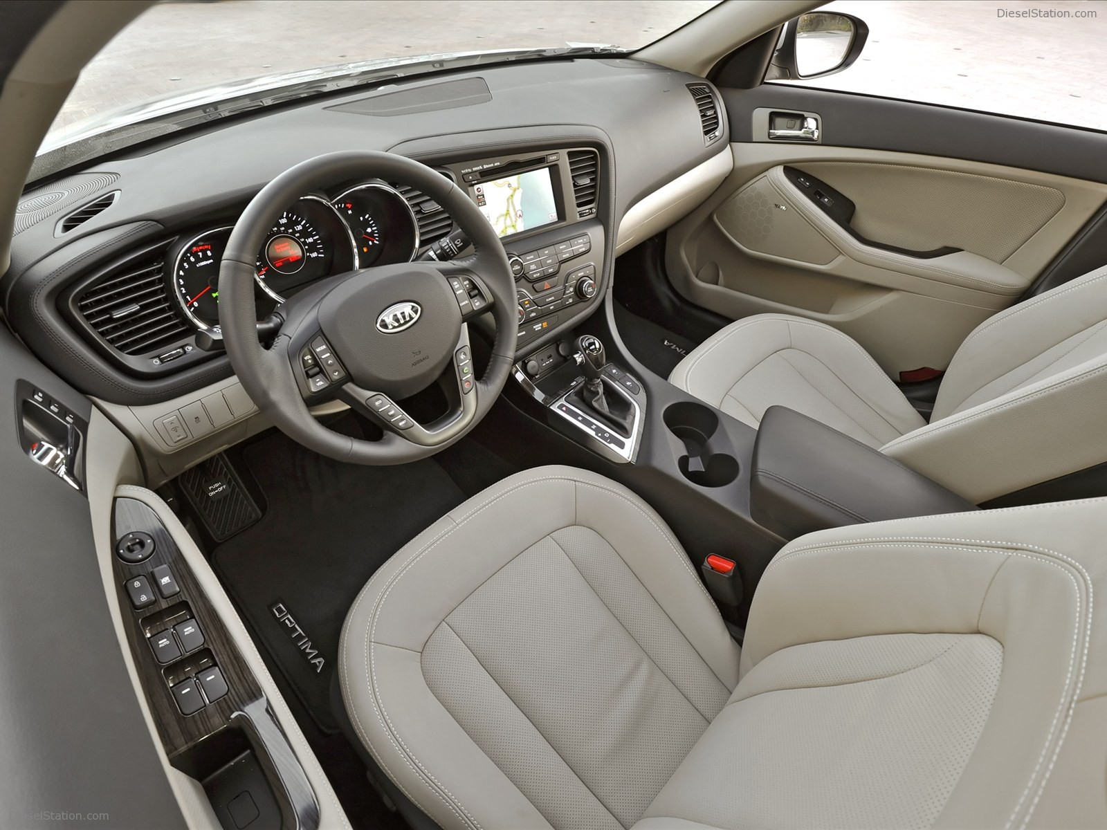 Kia Optima Hybrid 2011