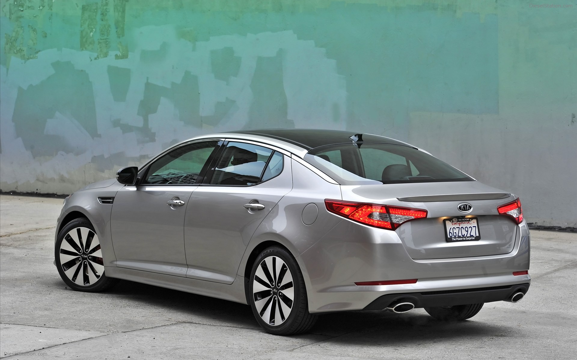 Kia Optima Hybrid 2011