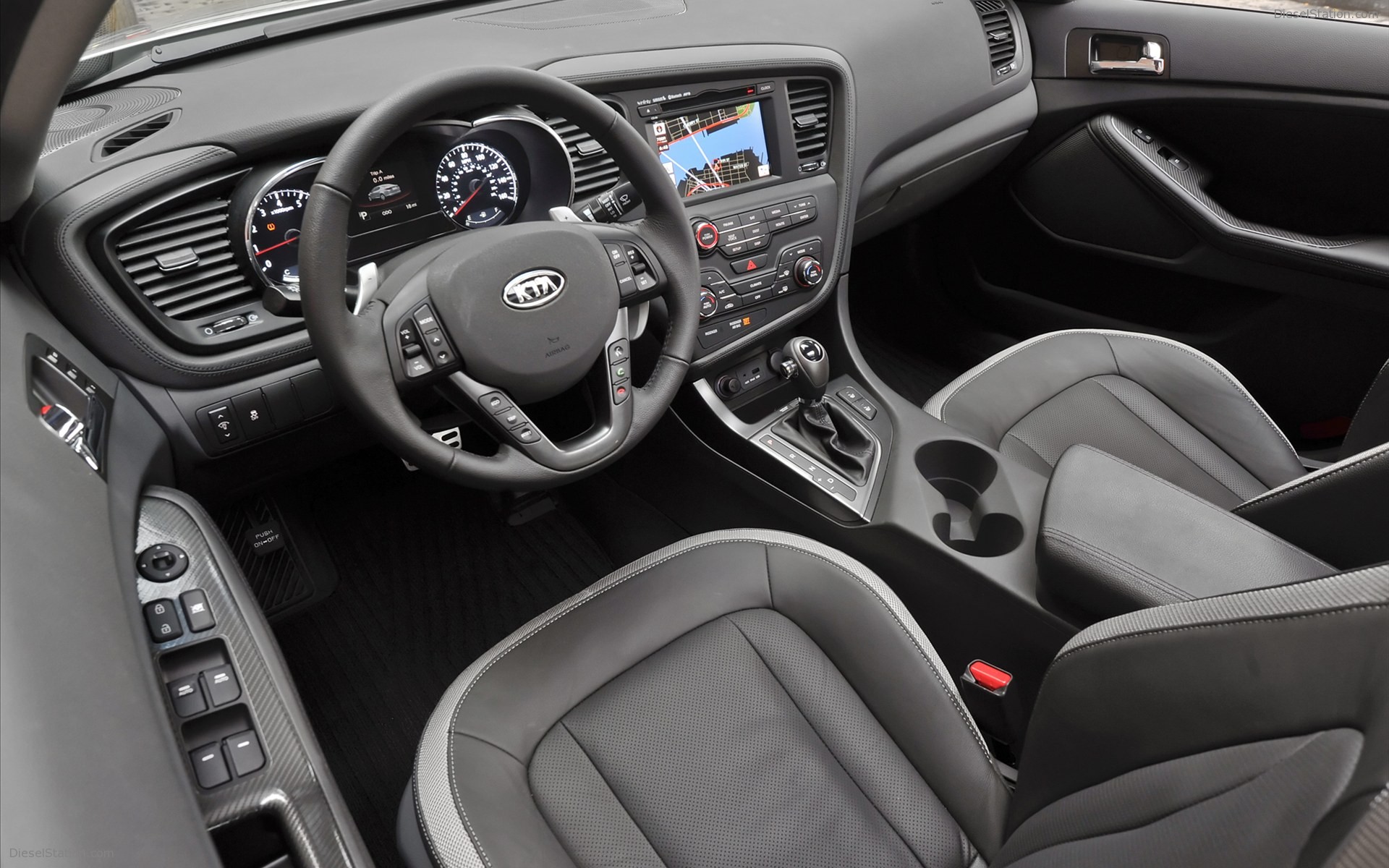 Kia Optima Hybrid 2011