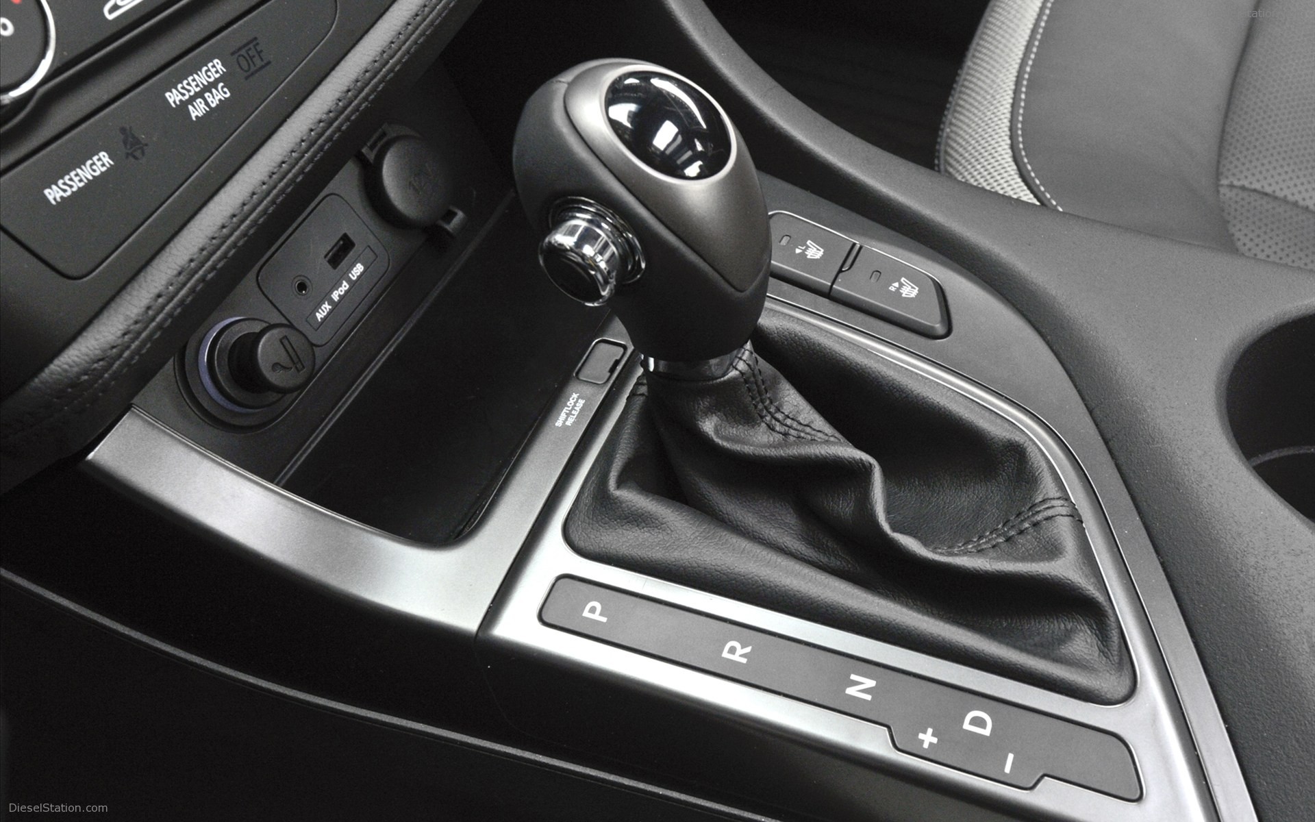 Kia Optima Hybrid 2011