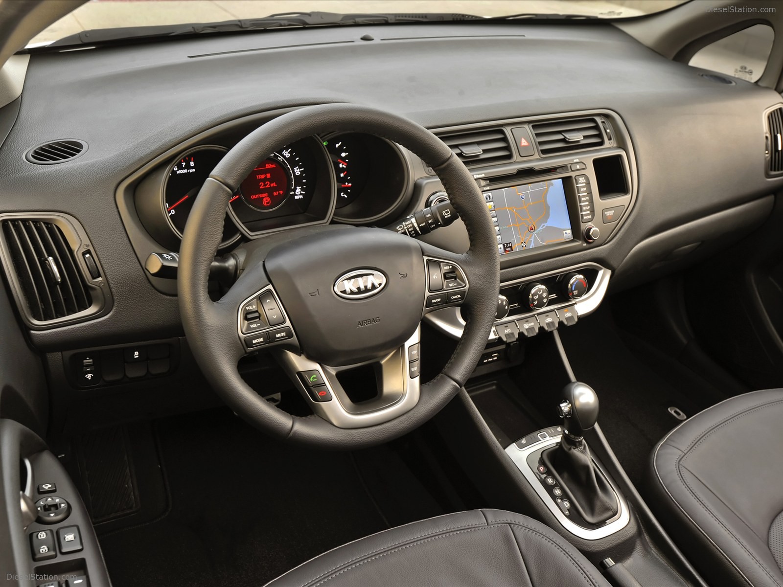 Kia Rio5 2012