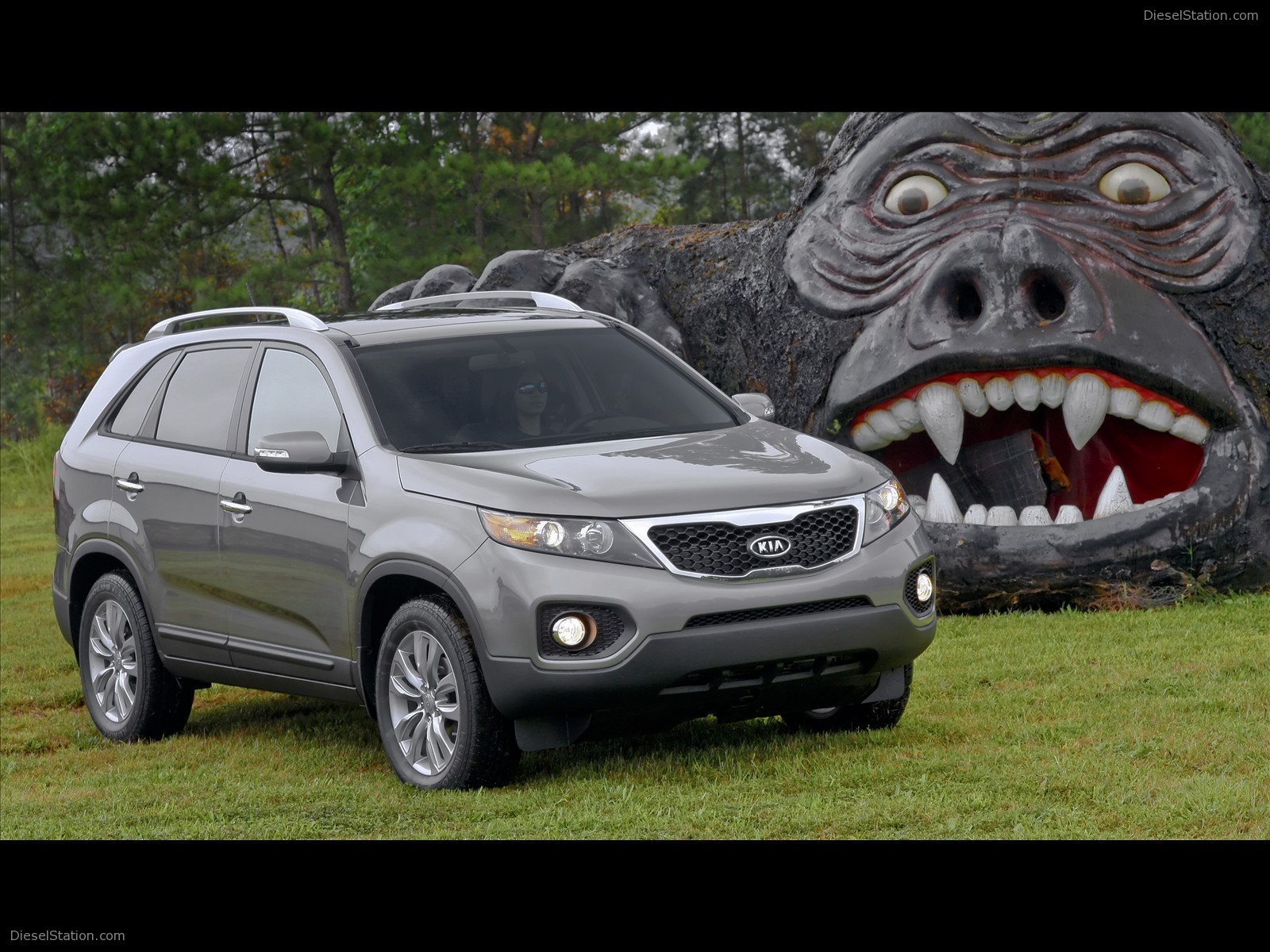 Kia Sorento CUV 2011 