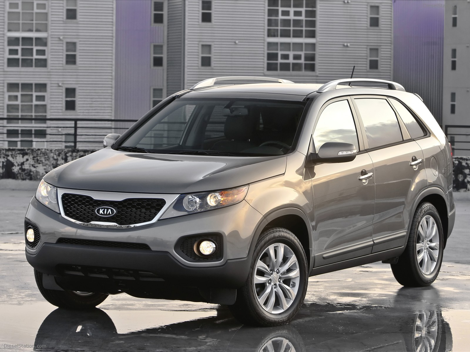 Kia Sorento CUV 2011 