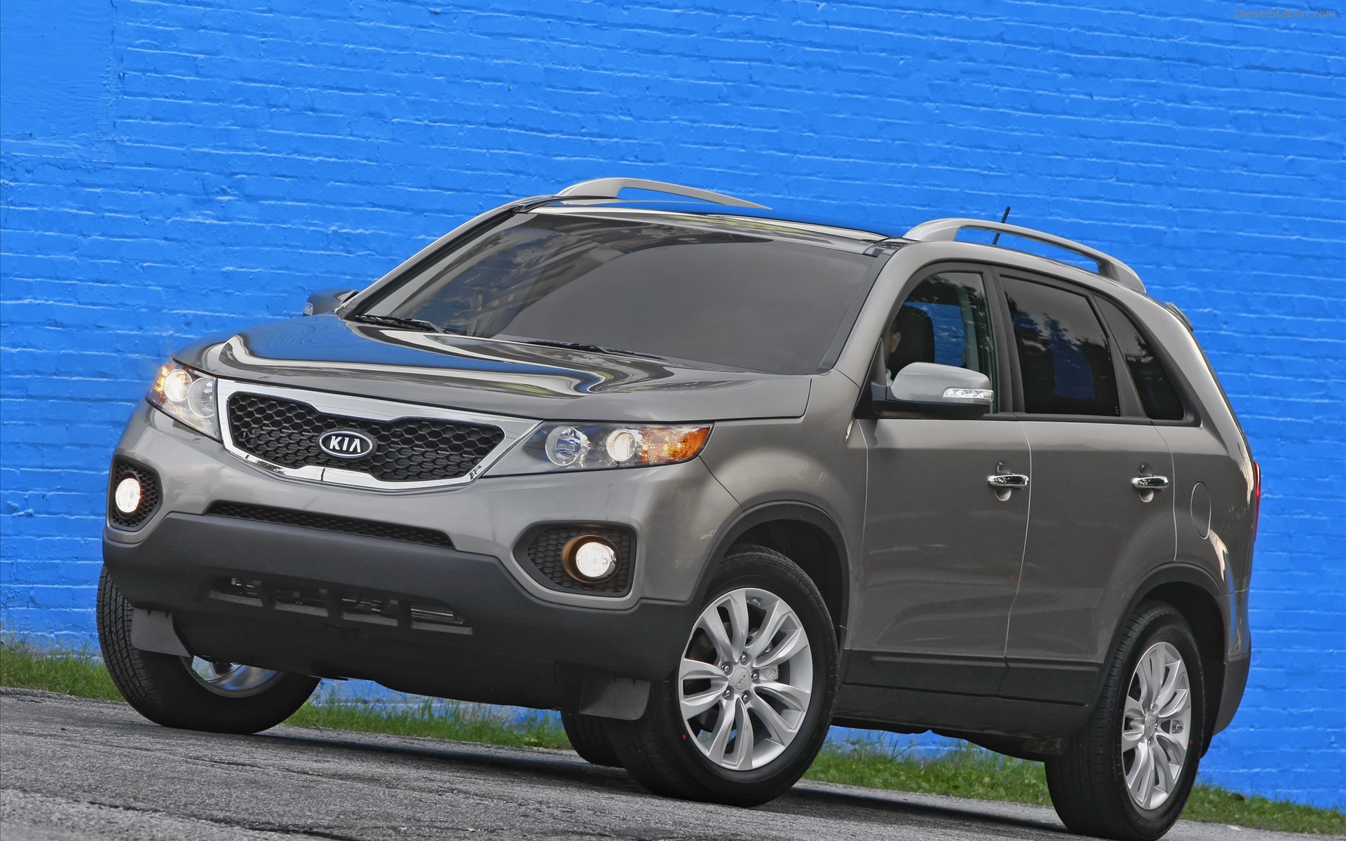 Kia Sorento CUV 2011 