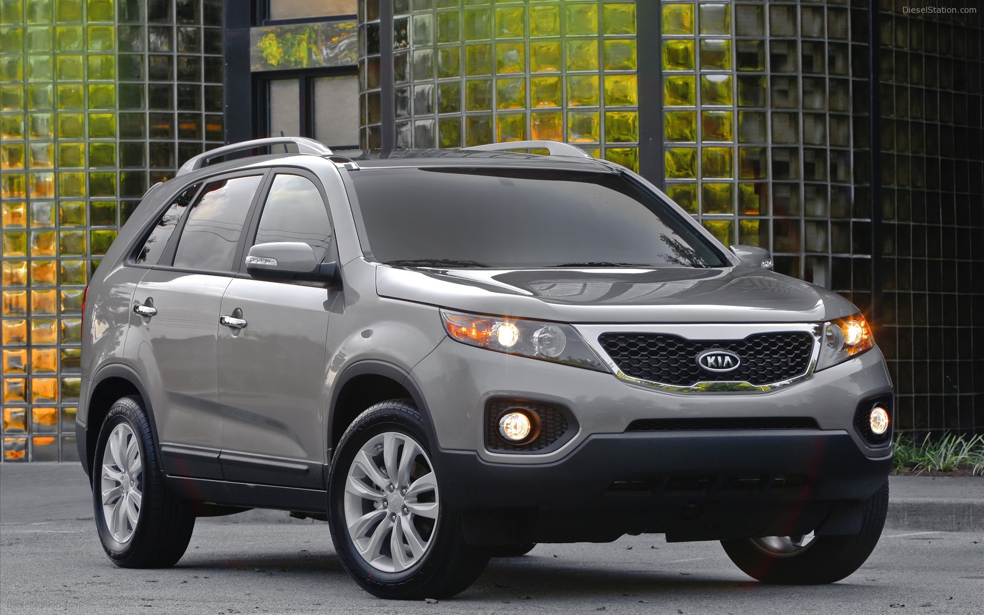 Kia Sorento CUV 2011 
