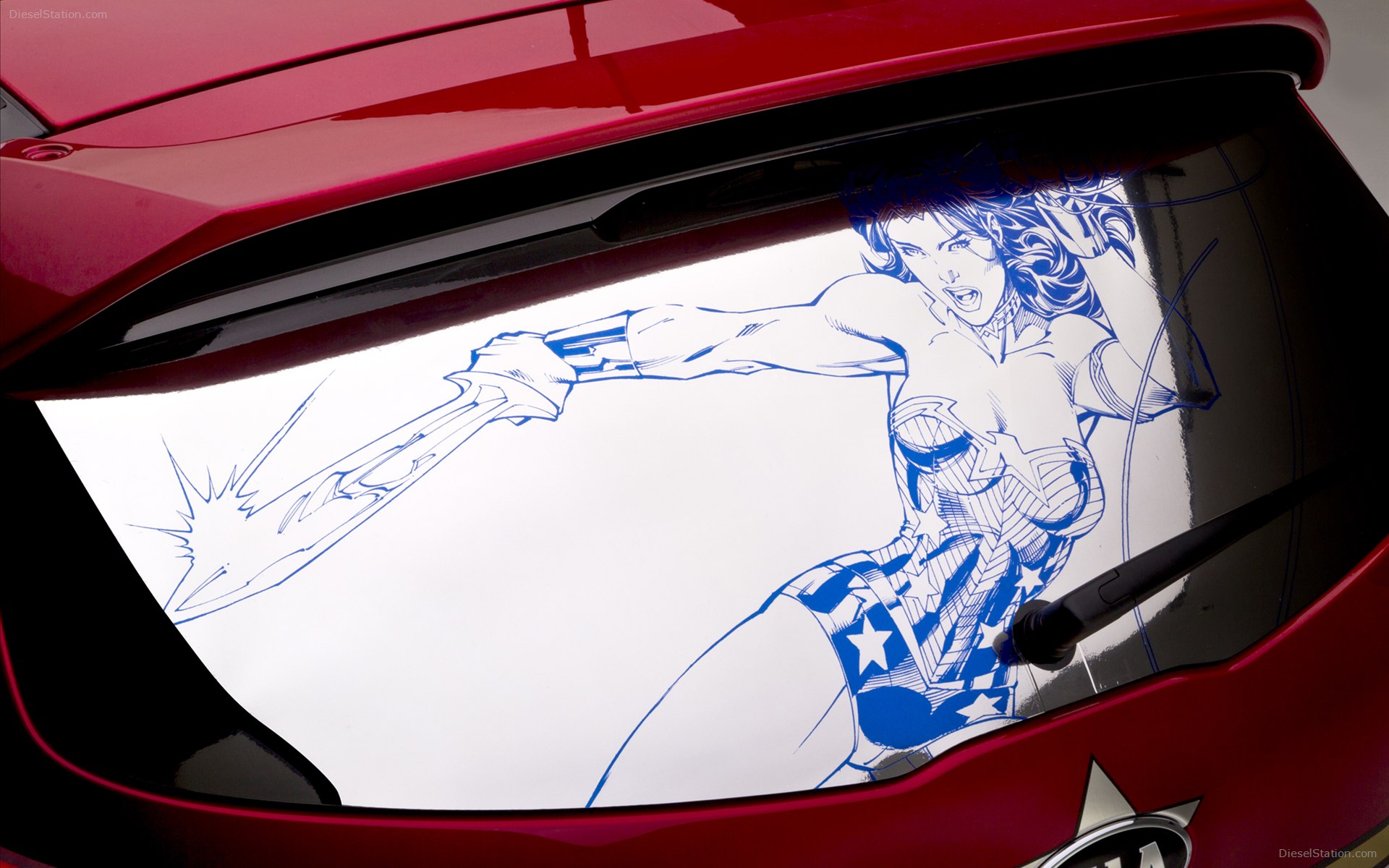 Wonder Woman Kia Sportage 2013