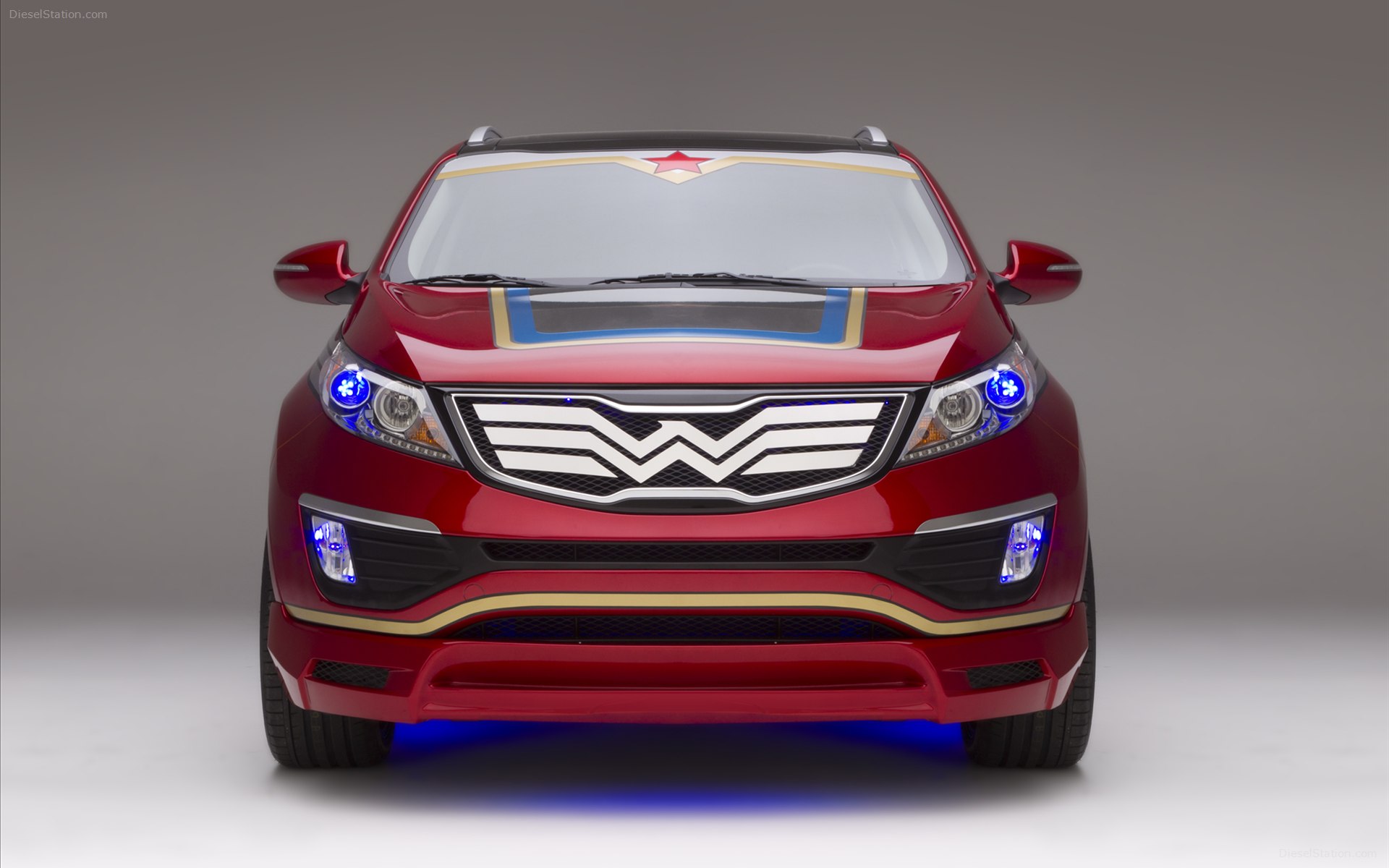Wonder Woman Kia Sportage 2013