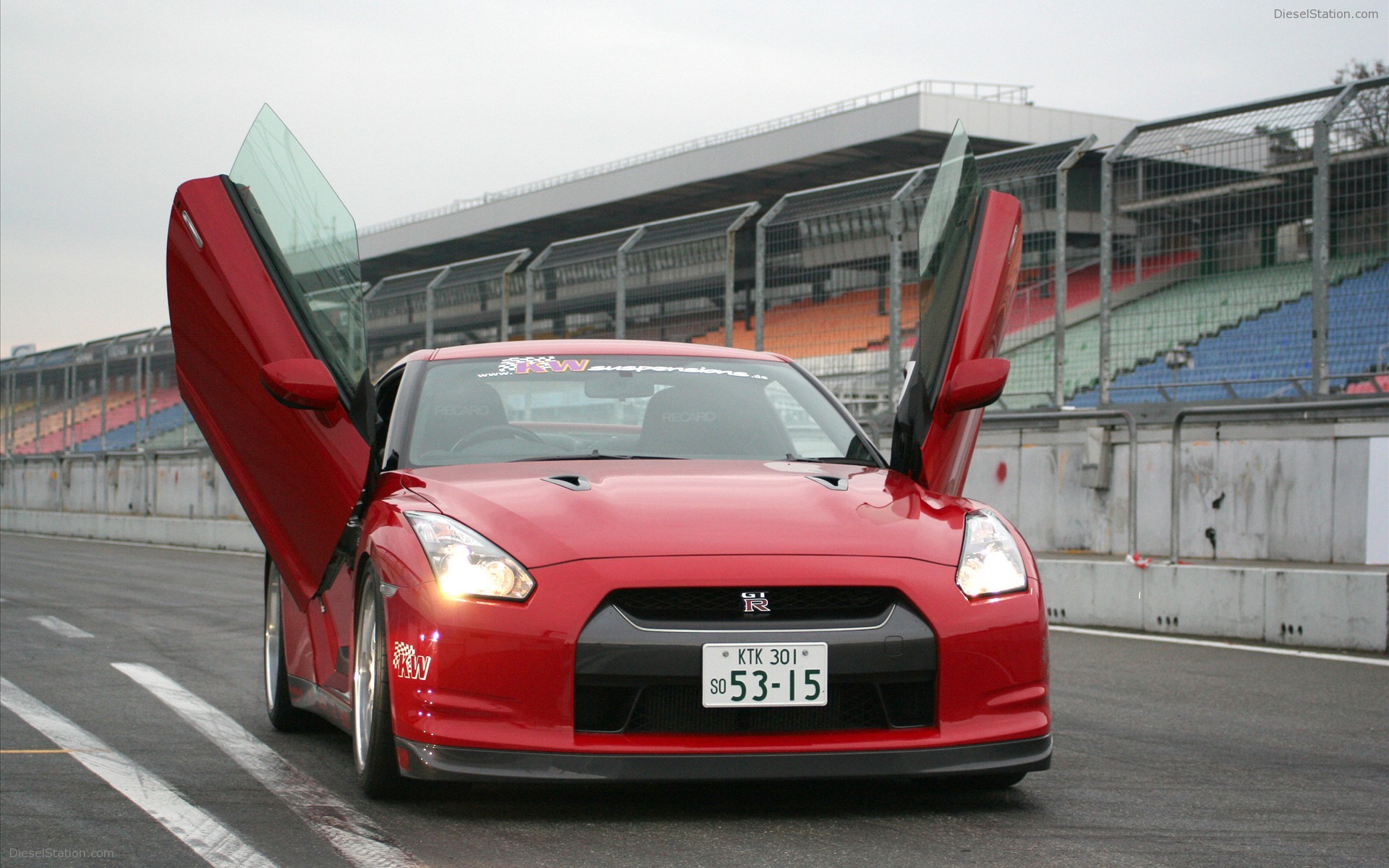 2009 LSD Nissan GT-R