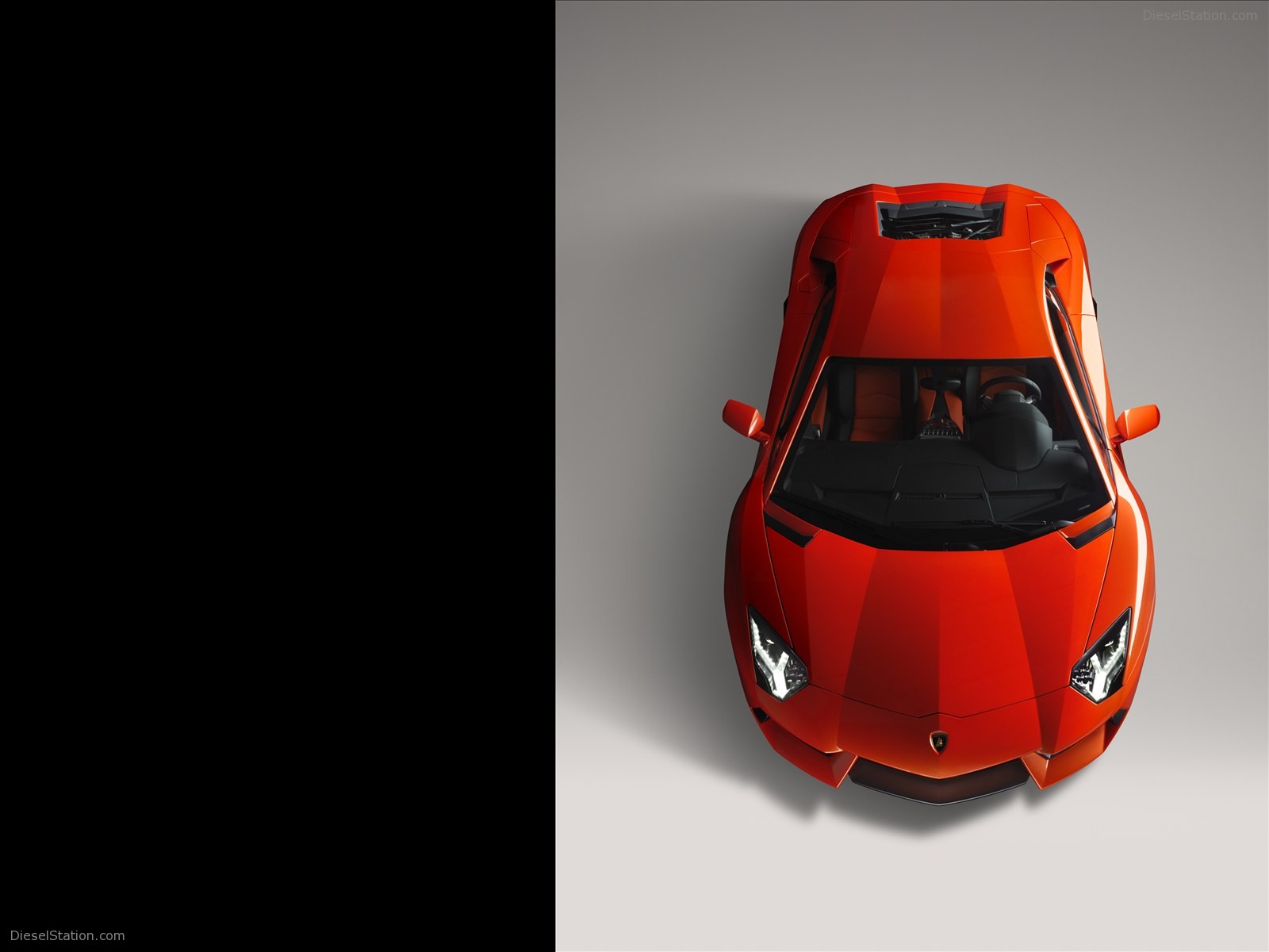 Lamborghini Aventador LP 700-4 2011