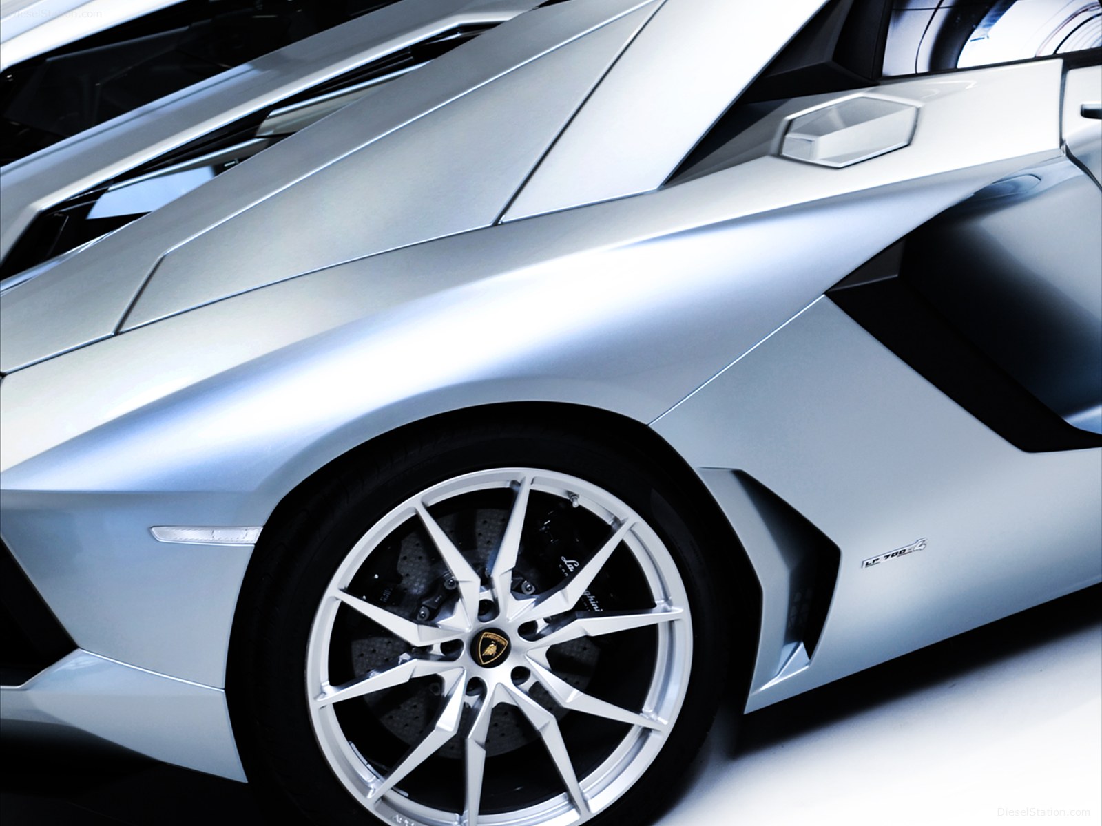 Lamborghini Aventador LP700 4 Roadster 2014 Lamborghini Aventador LP700 4 Roadster 2014