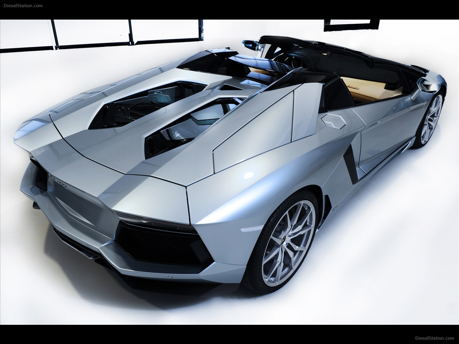 Lamborghini Aventador LP700 4 Roadster 2014 Lamborghini Aventador LP700 4 Roadster 2014