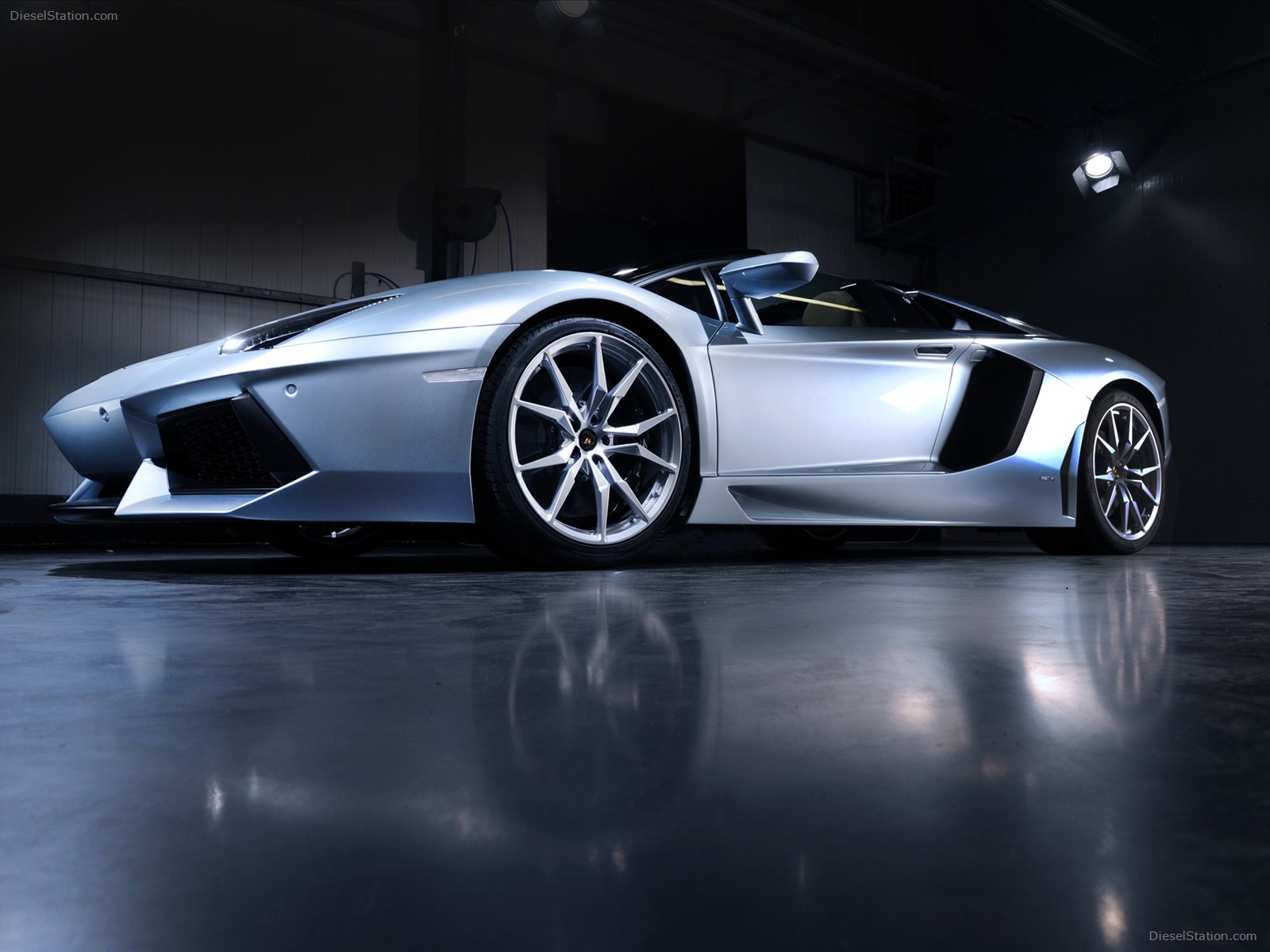 Lamborghini Aventador LP700 4 Roadster 2014 Lamborghini Aventador LP700 4 Roadster 2014