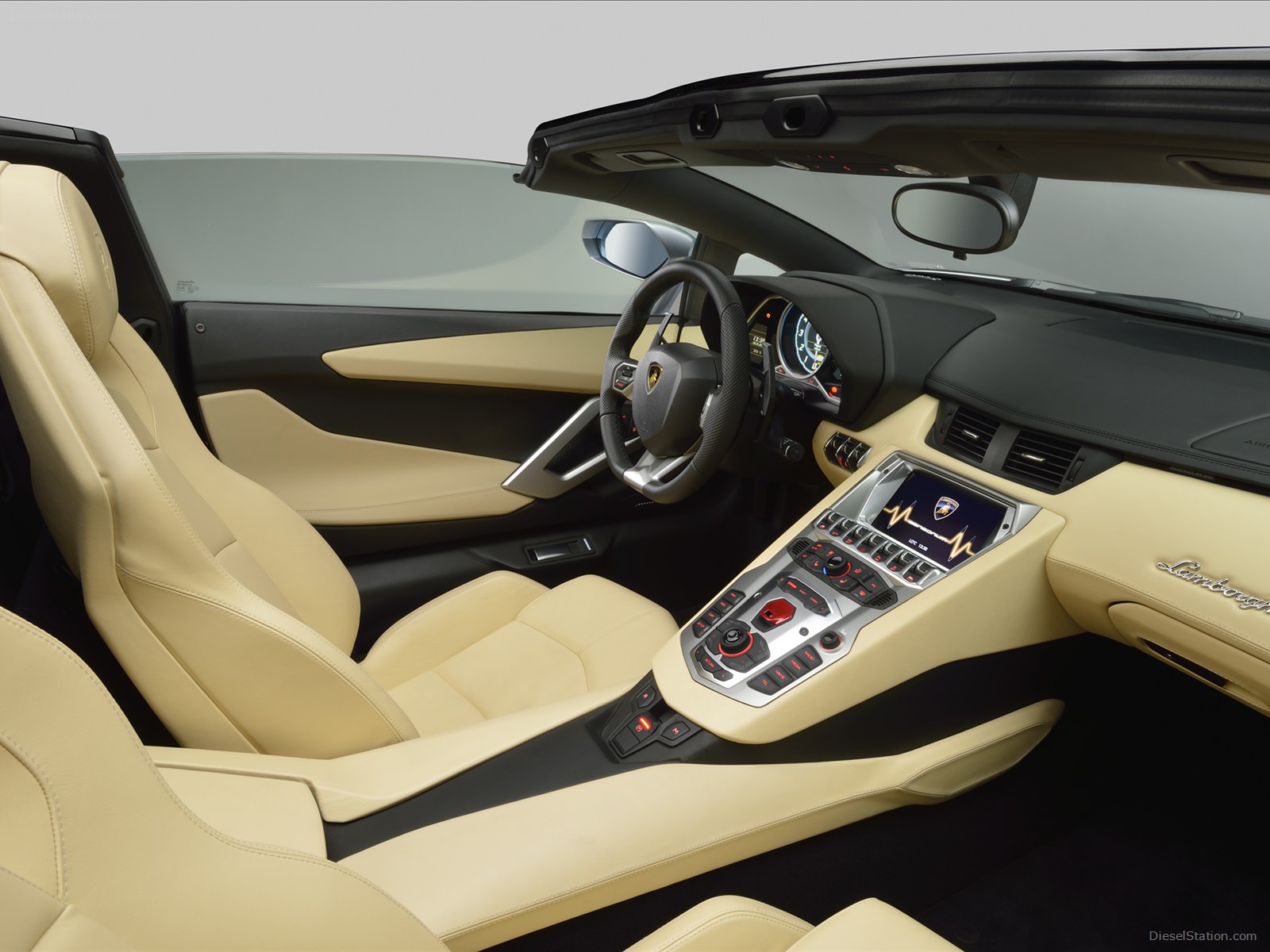 Lamborghini Aventador LP700 4 Roadster 2014 Lamborghini Aventador LP700 4 Roadster 2014