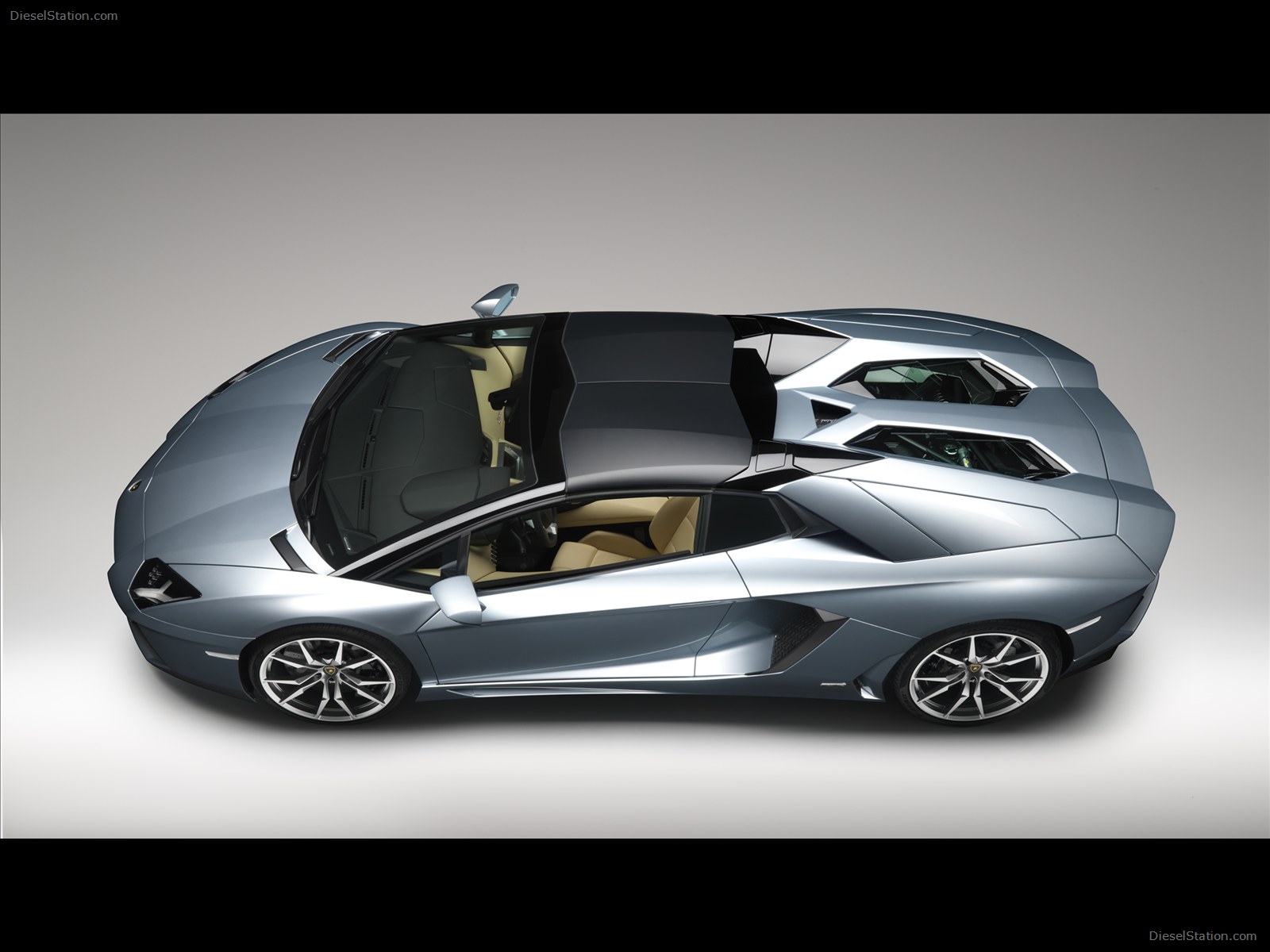 Lamborghini Aventador LP700 4 Roadster 2014 Lamborghini Aventador LP700 4 Roadster 2014