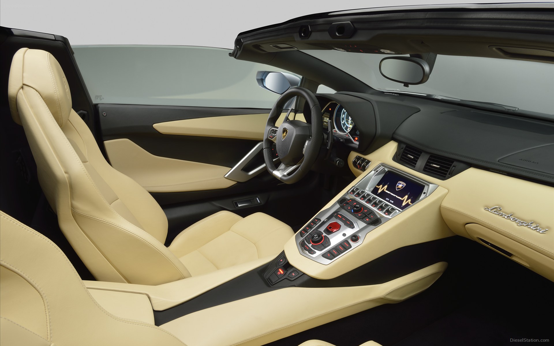 Lamborghini Aventador LP700 4 Roadster 2014 Lamborghini Aventador LP700 4 Roadster 2014