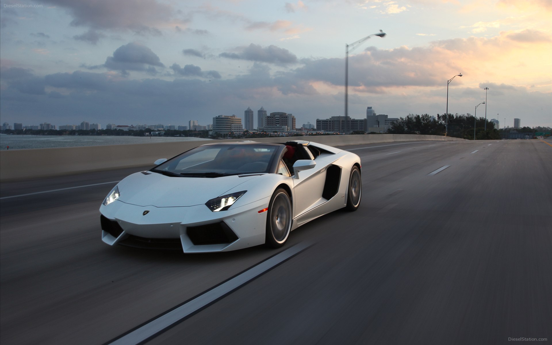 Lamborghini Aventador LP700 4 Roadster 2014 Lamborghini Aventador LP700 4 Roadster 2014