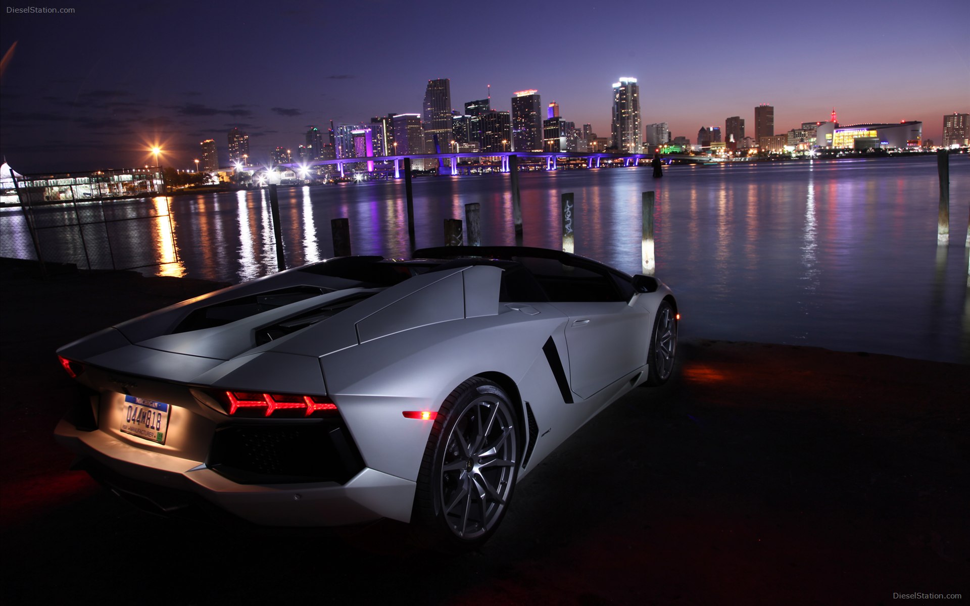 Lamborghini Aventador LP700 4 Roadster 2014 Lamborghini Aventador LP700 4 Roadster 2014