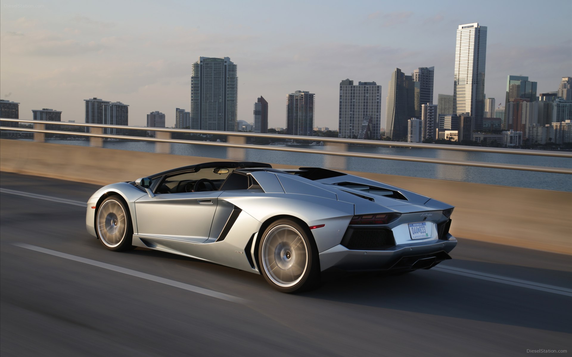 Lamborghini Aventador LP700 4 Roadster 2014 Lamborghini Aventador LP700 4 Roadster 2014