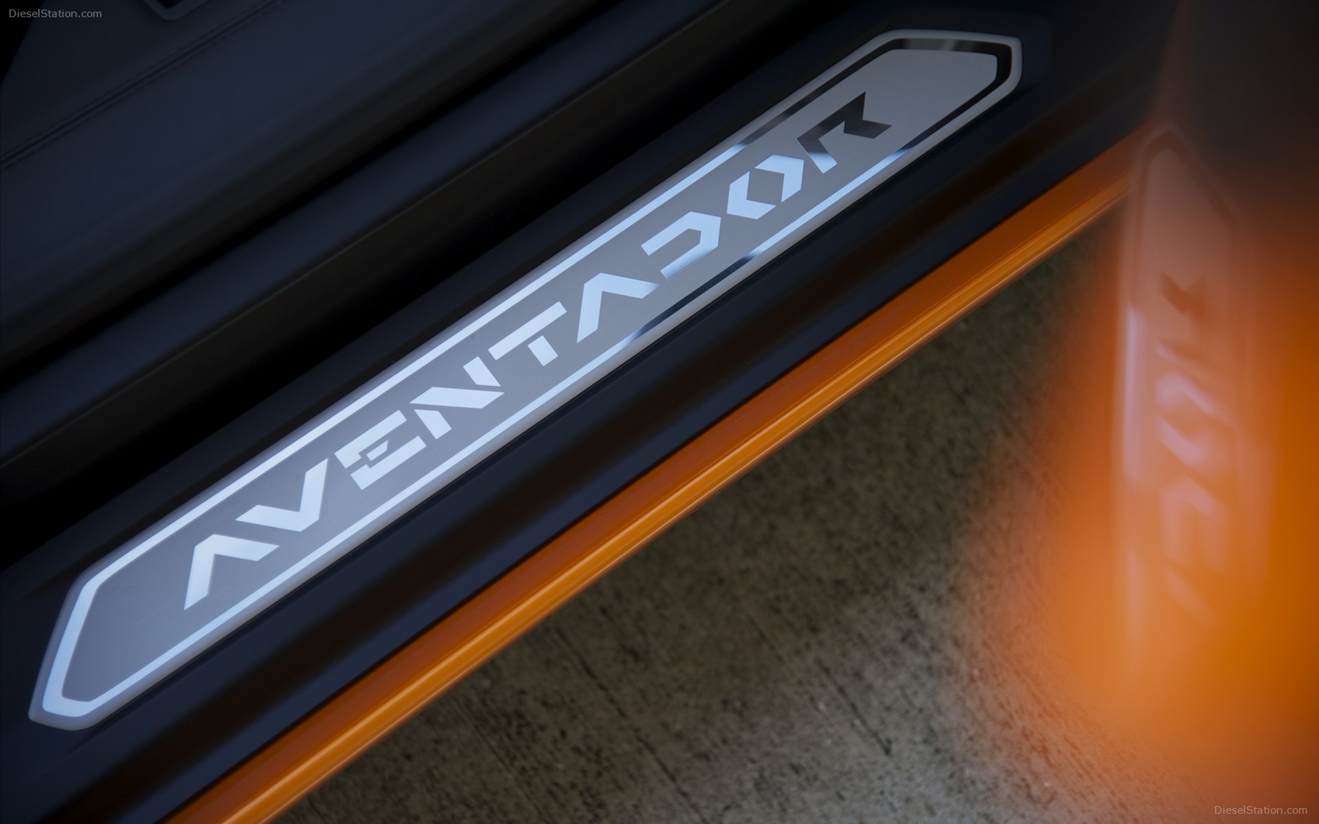 Lamborghini Aventador LP700 4 Roadster 2014 Lamborghini Aventador LP700 4 Roadster 2014