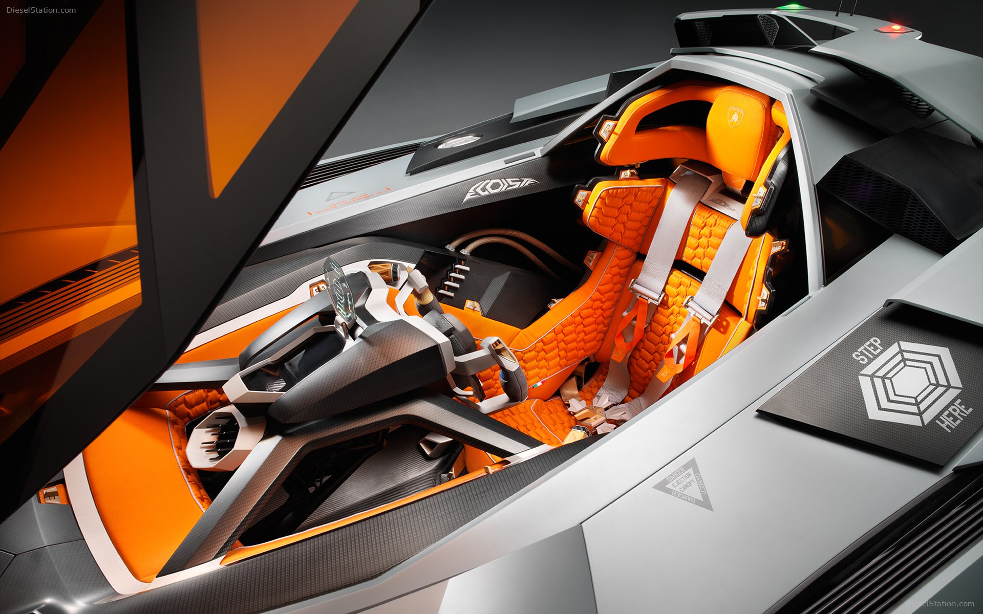 Lamborghini Egoista Concept 2013