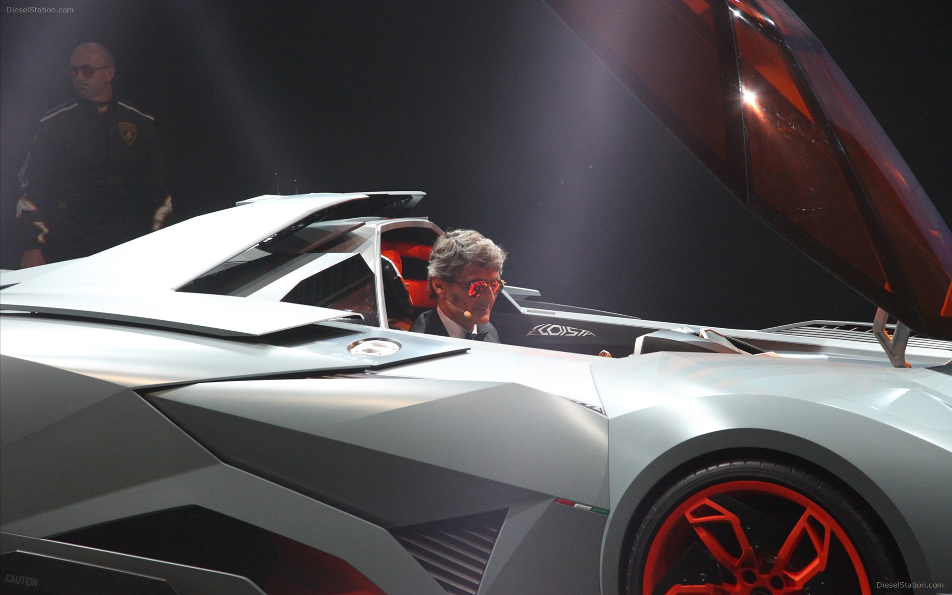 Lamborghini Egoista Concept 2013