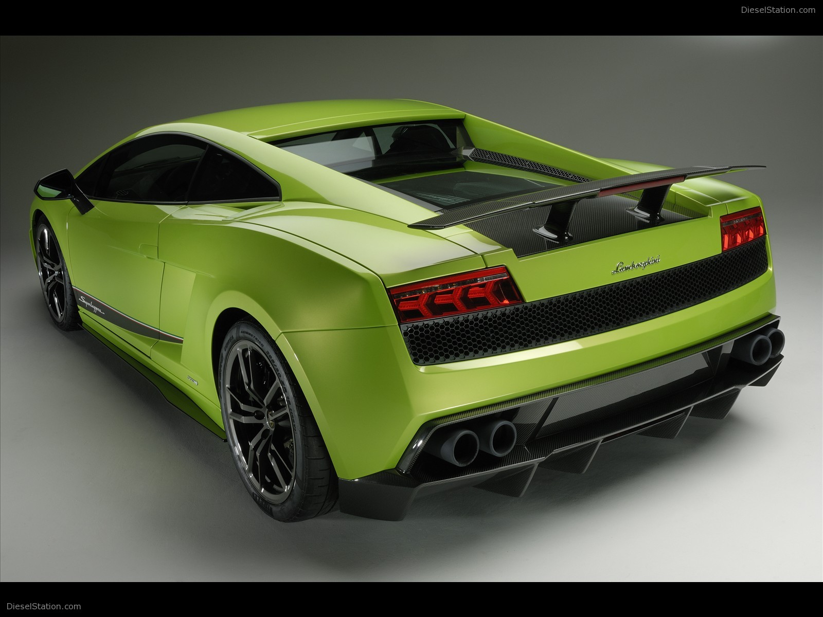 Lamborghini Gallardo LP 570-4 Superleggera 2011 Lamborghini Gallardo LP 570-4 Superleggera 2011