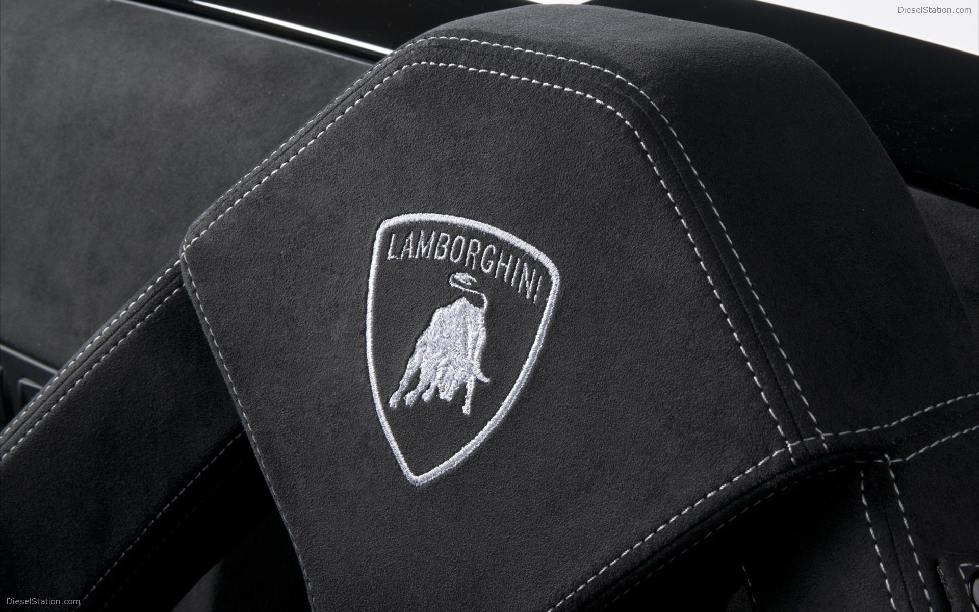 Lamborghini Gallardo LP570-4 Spyder Performante 2011 Lamborghini Gallardo LP570-4 Spyder Performante 2011