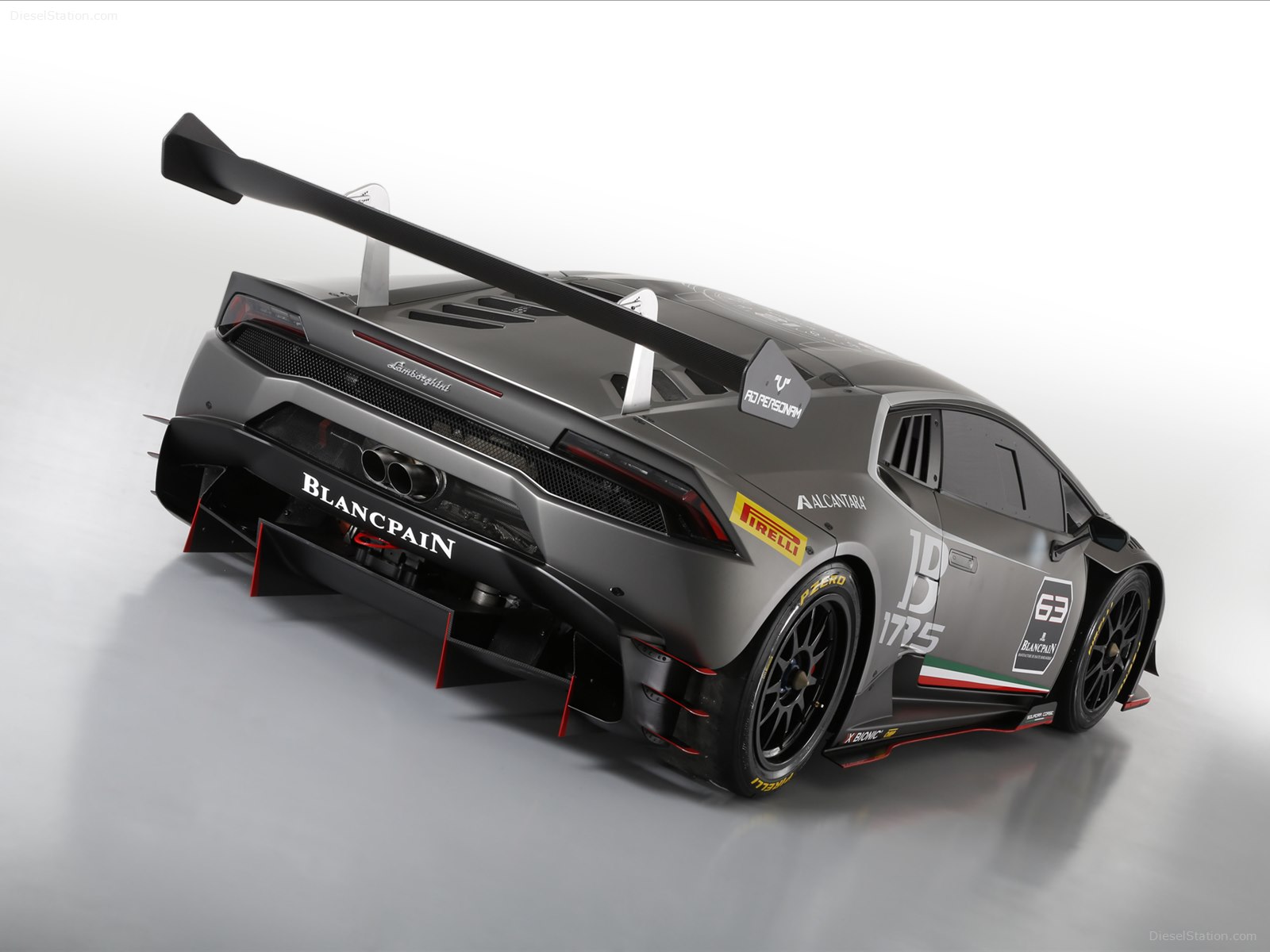 Lamborghini Huracan LP620-2 Super Trofeo 2015 Lamborghini Huracan LP620-2 Super Trofeo 2015