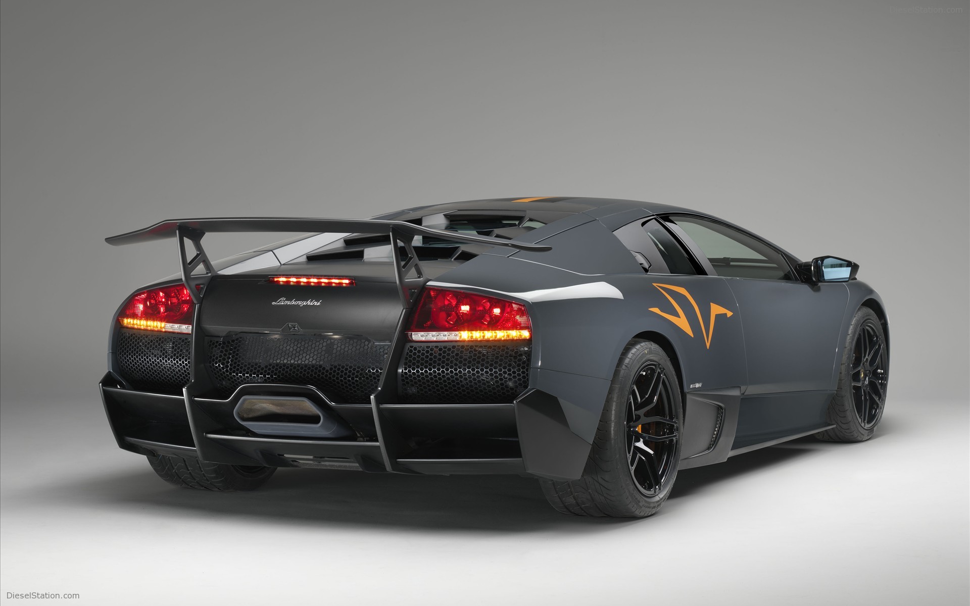 Lamborghini Murcielago LP 670-4 SuperVeloce China Limited Edition