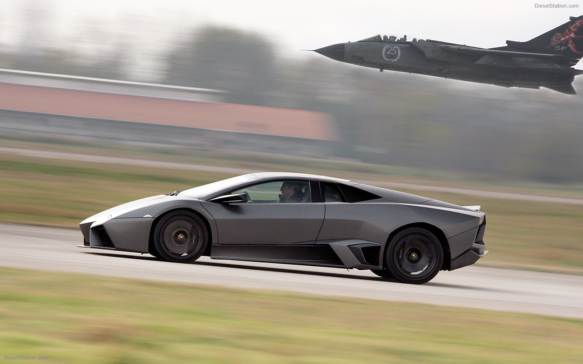 Lamborghini Reventon vs Tornado Jet Fighter