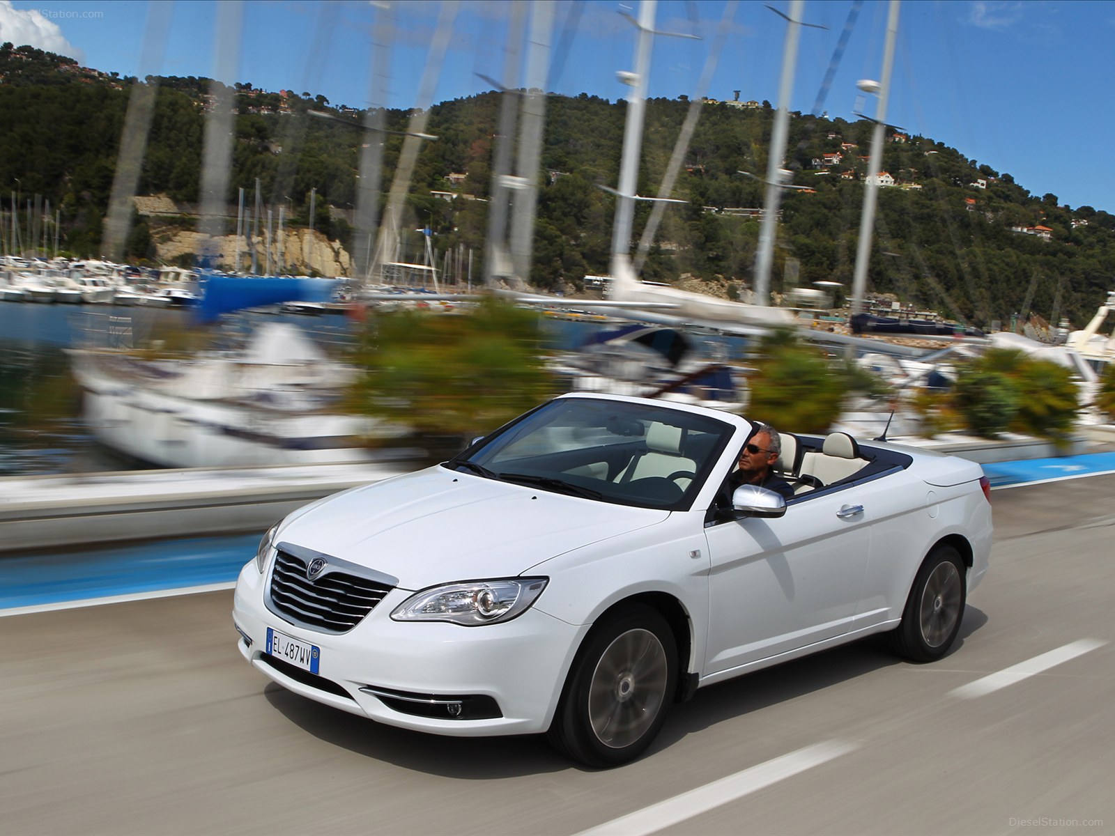 Lancia Flavia 2013