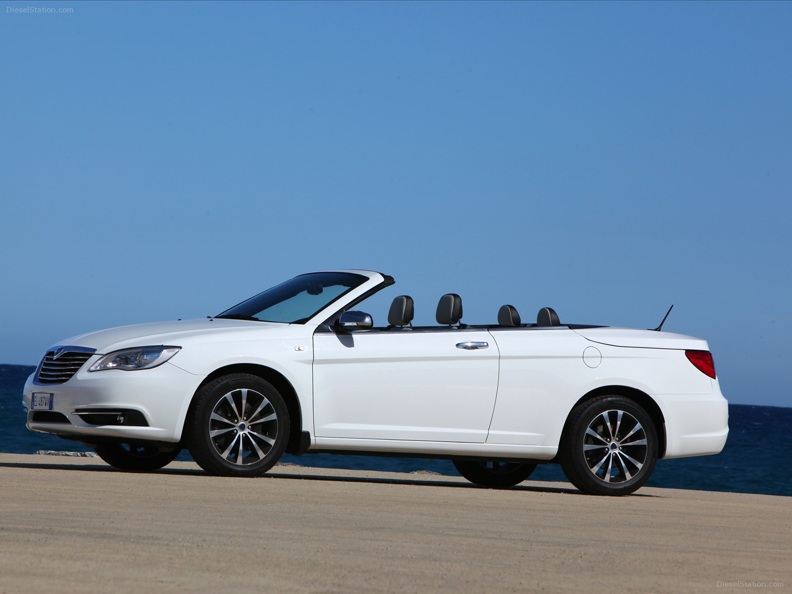 Lancia Flavia 2013