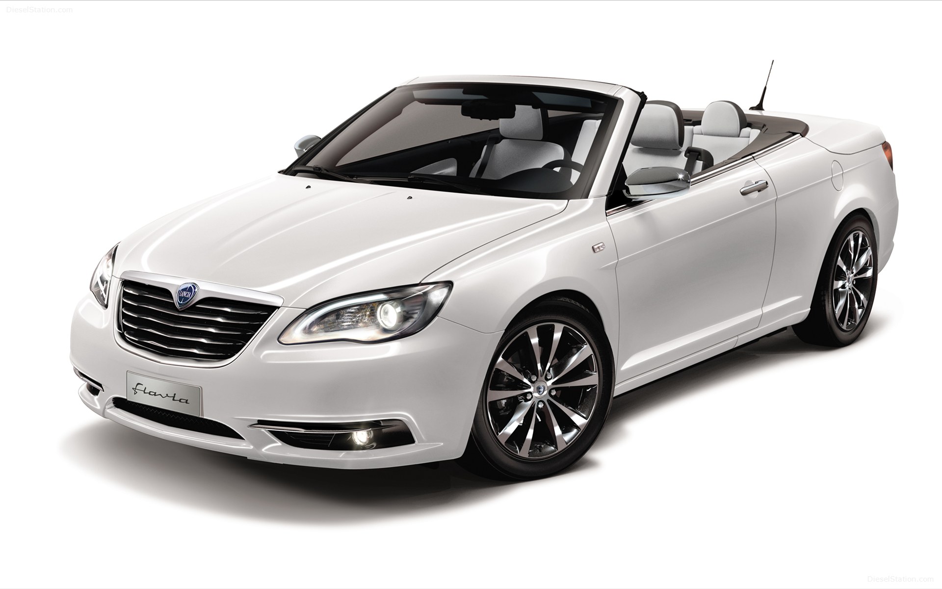 Lancia Flavia 2013