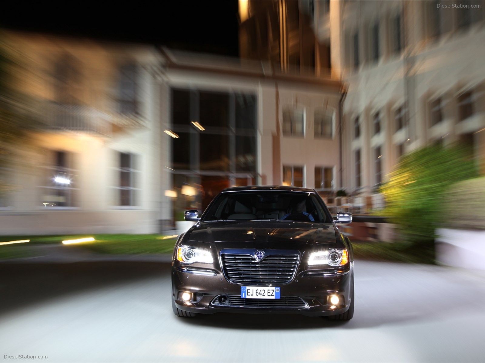 Lancia Thema 2012