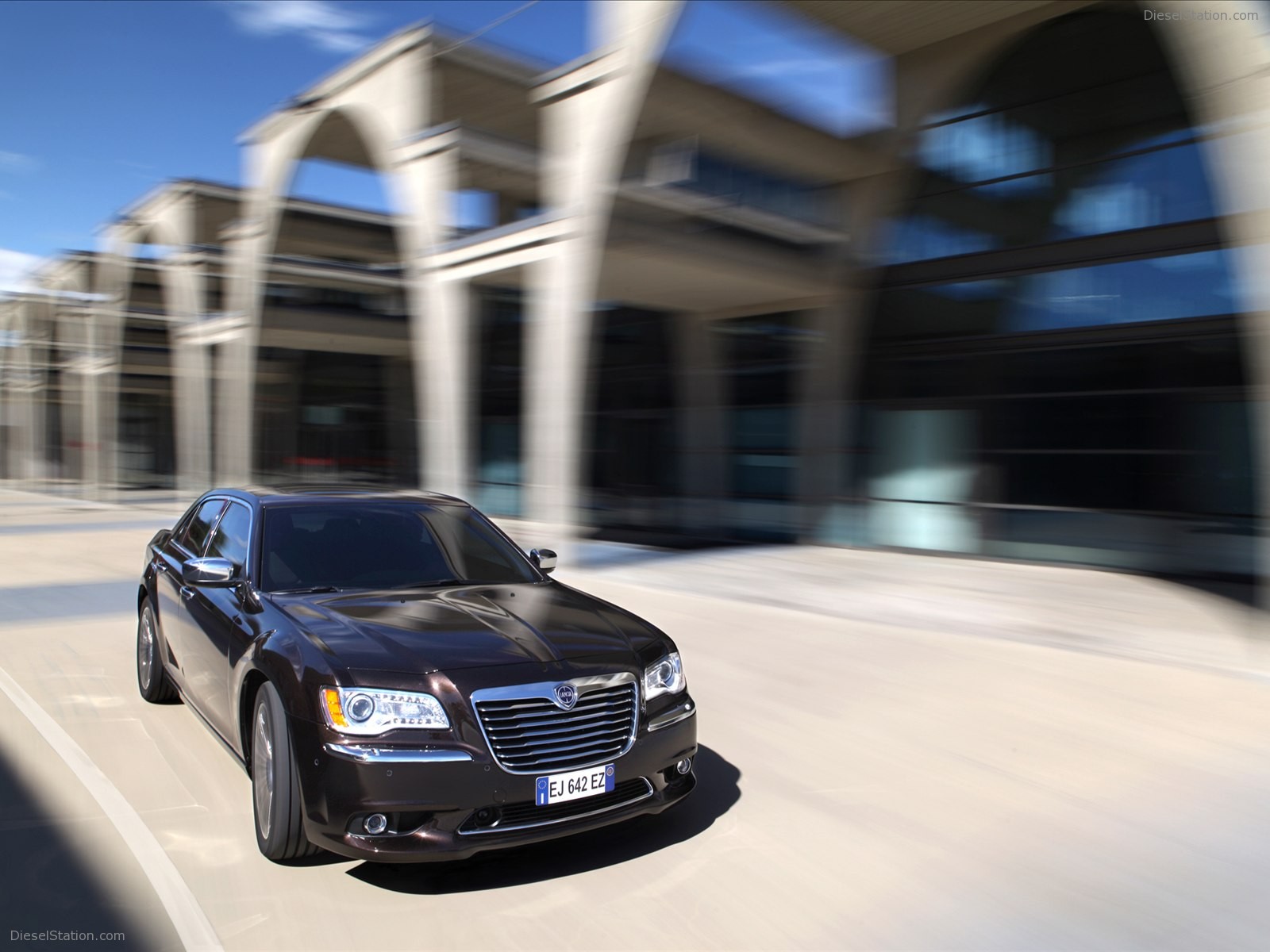 Lancia Thema 2012