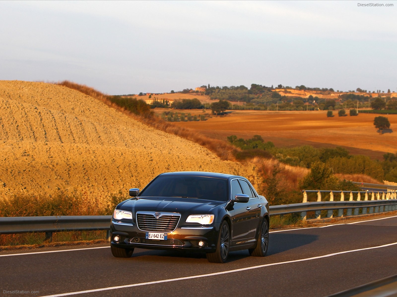 Lancia Thema 2012