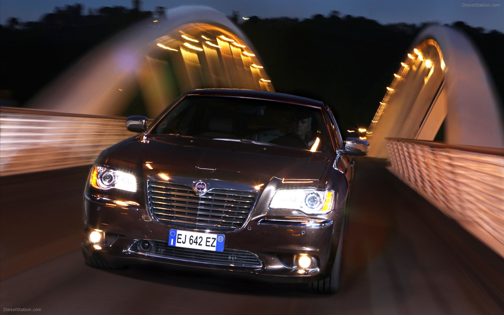 Lancia Thema 2012