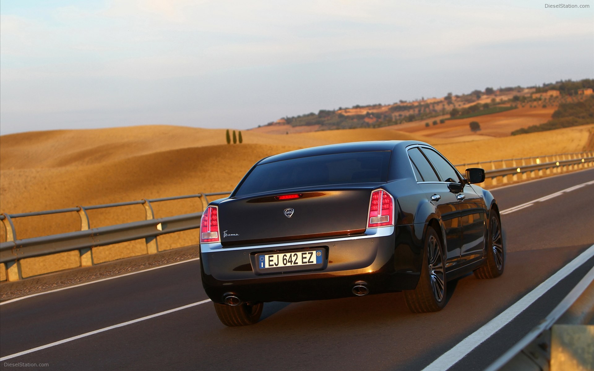 Lancia Thema 2012