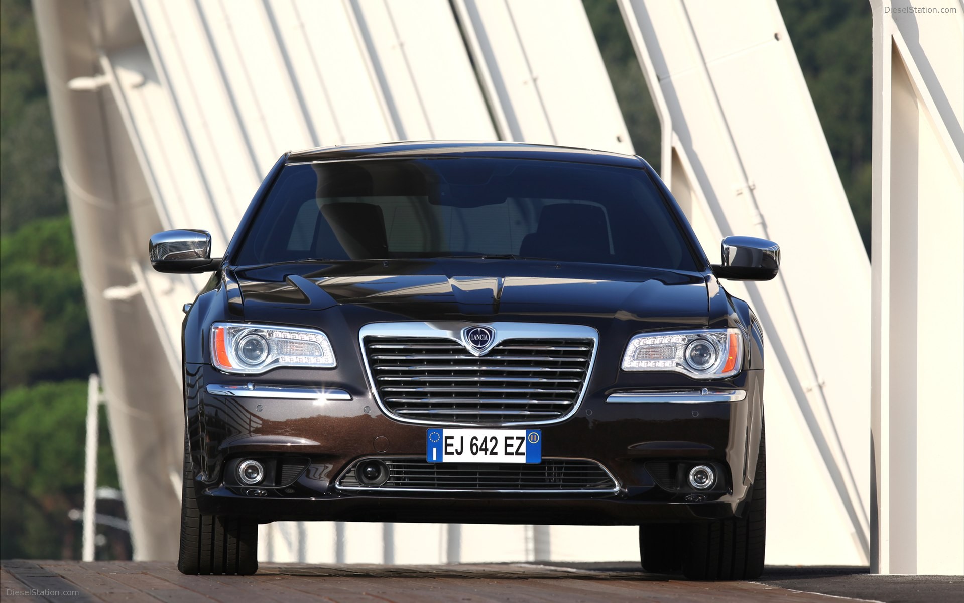 Lancia Thema 2012