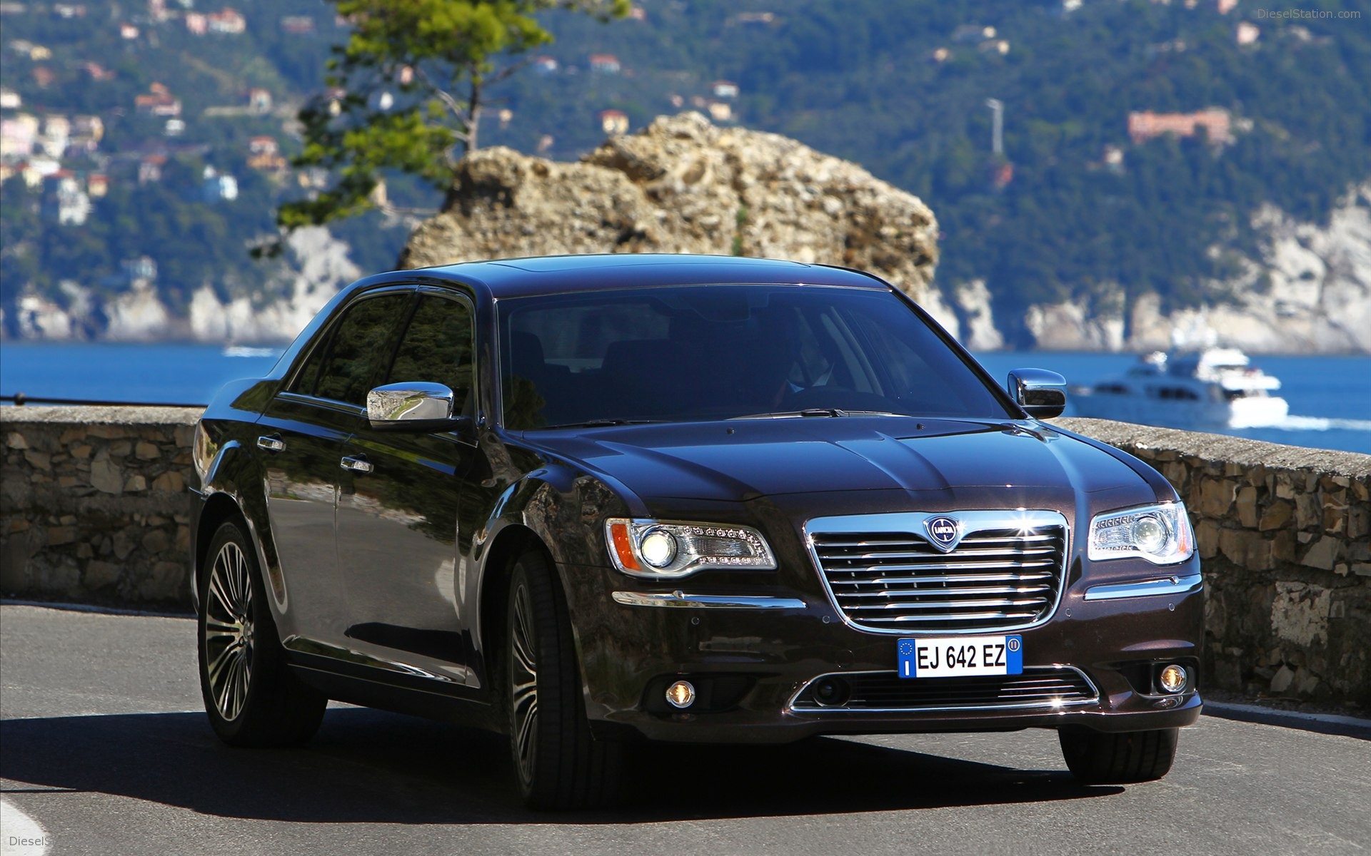 Lancia Thema 2012