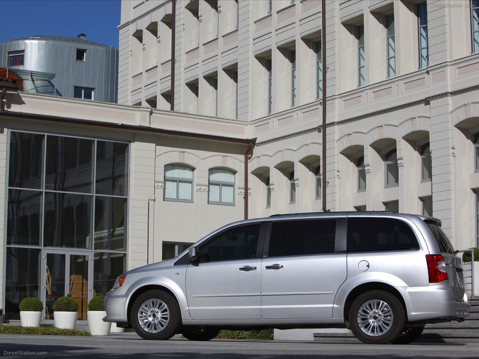 Lancia Voyager 2012