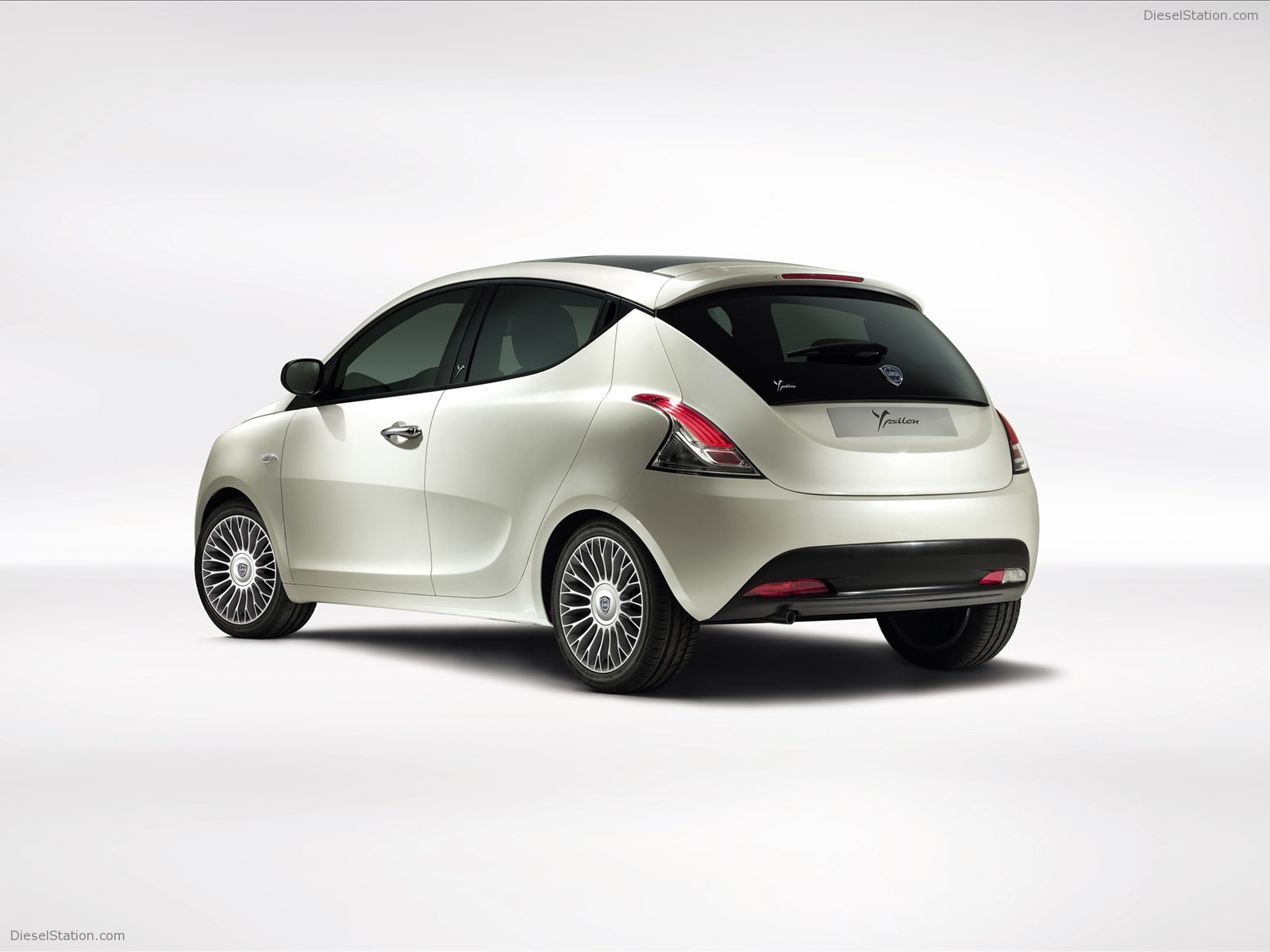 Lancia Ypsilon 2012