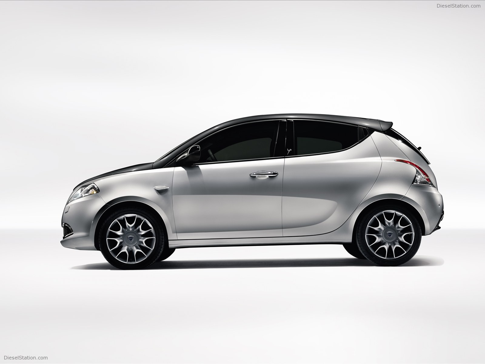 Lancia Ypsilon 2012