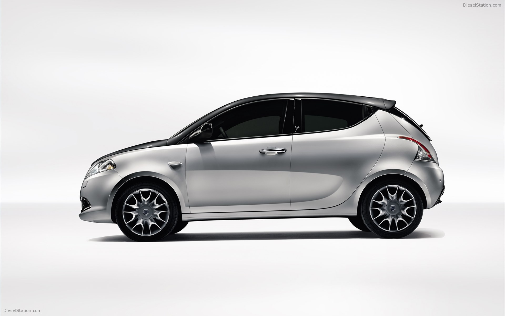 Lancia Ypsilon 2012