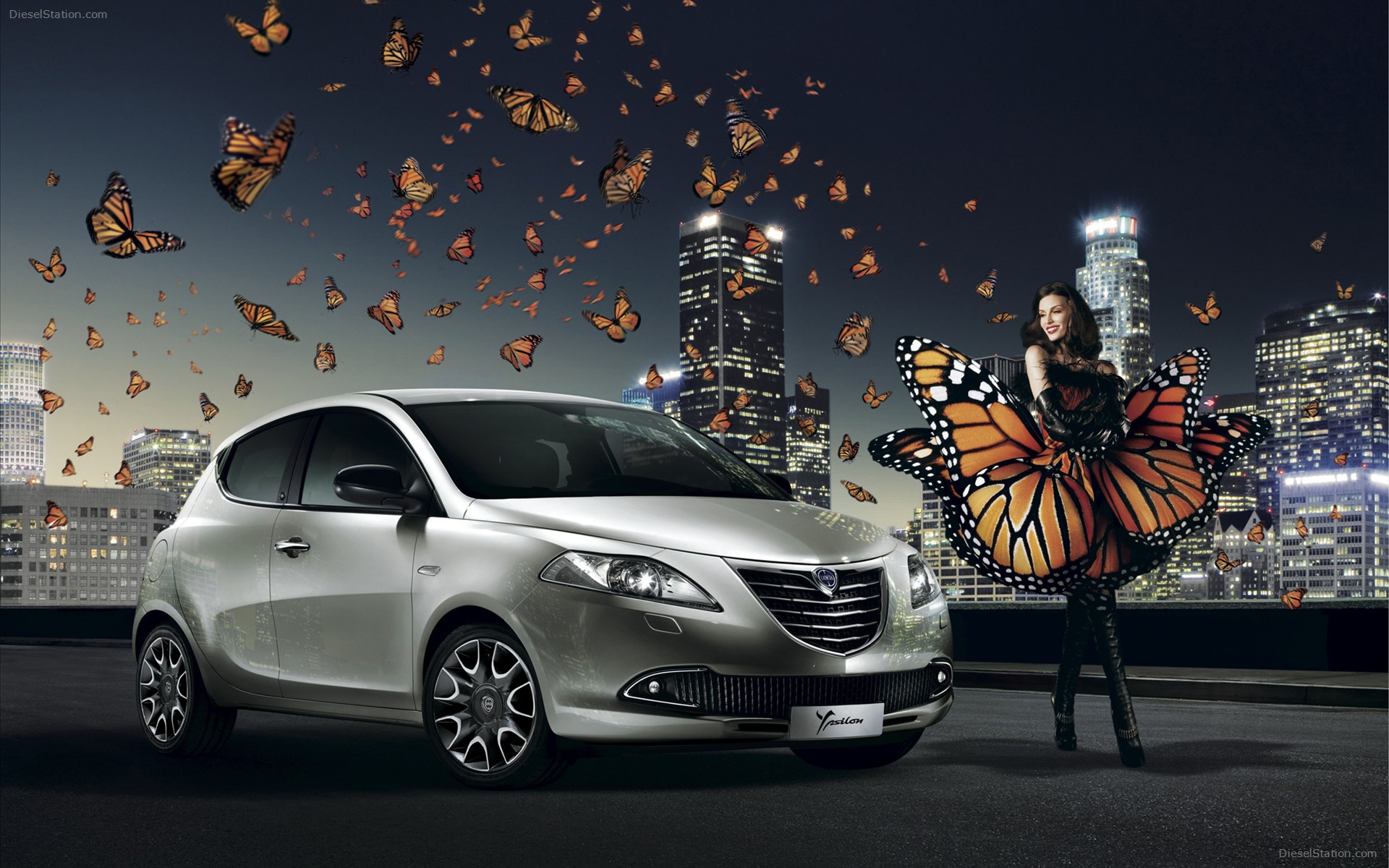 Lancia Ypsilon Ecochic Methane 2013