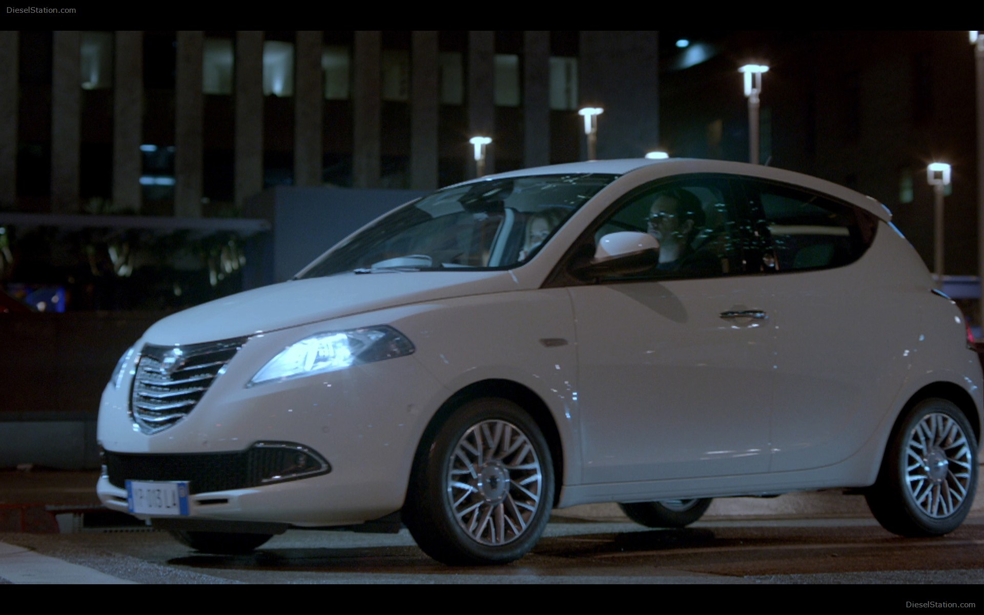 Lancia Ypsilon Ecochic Methane 2013