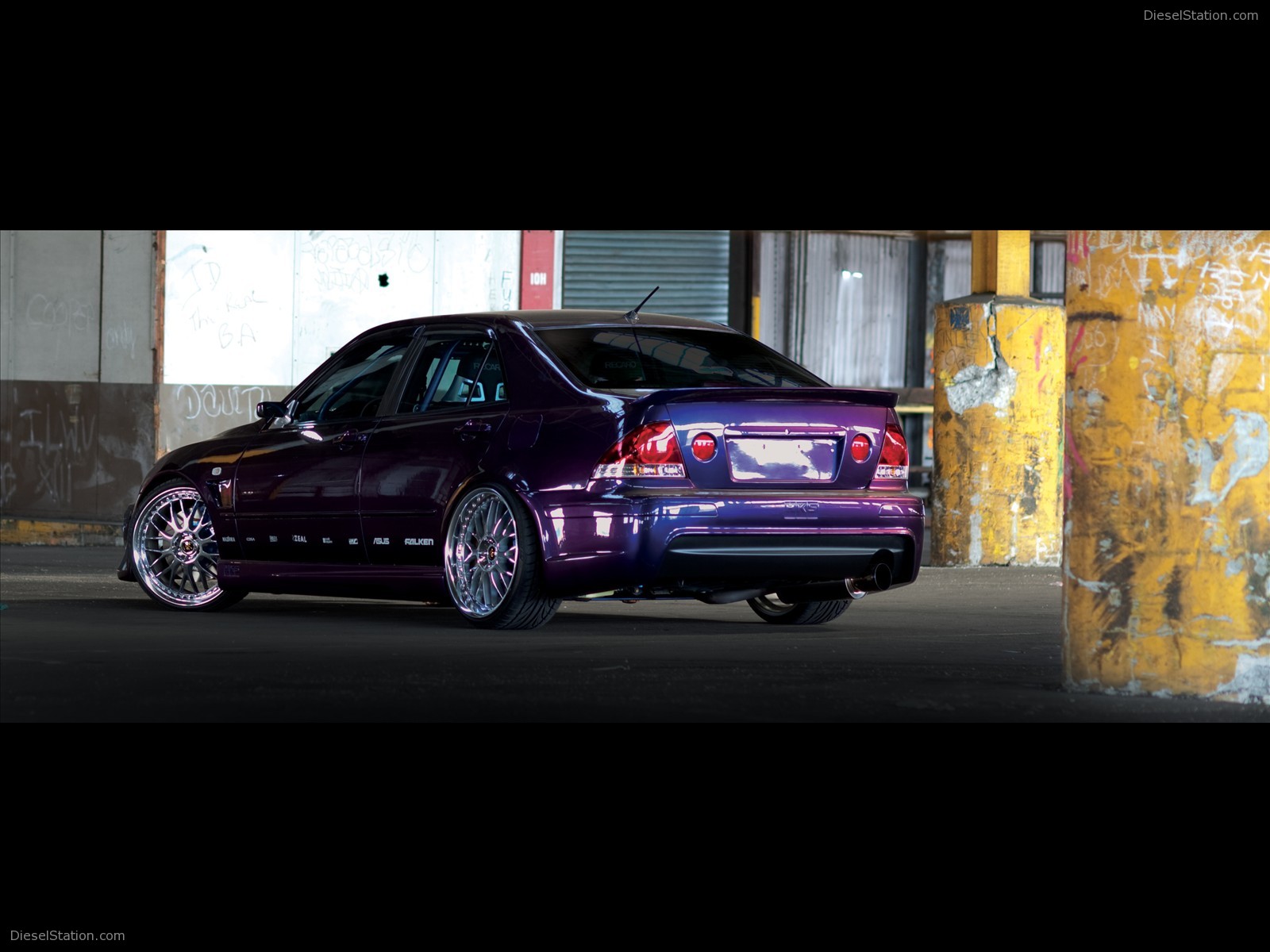 Lexus IS 300 By David Huang