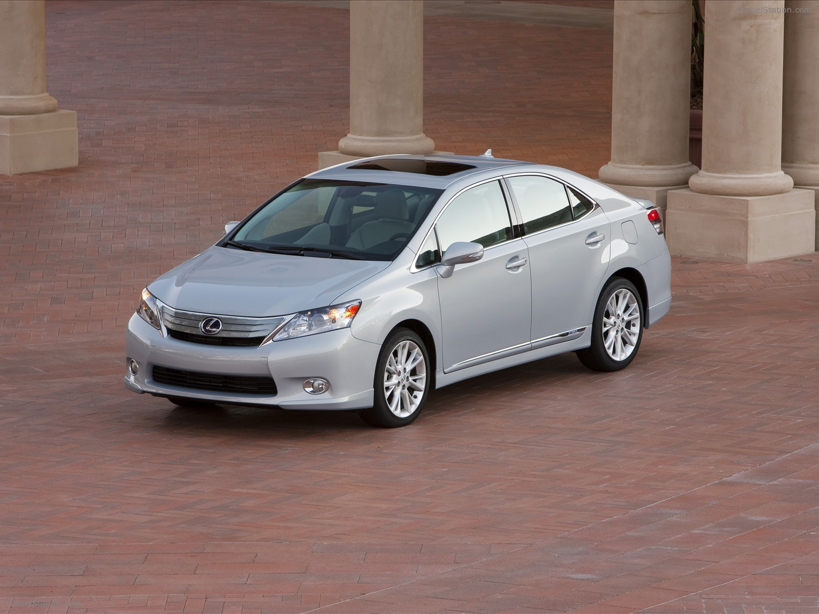 2010 Lexus HS 250h Luxury Hybrid